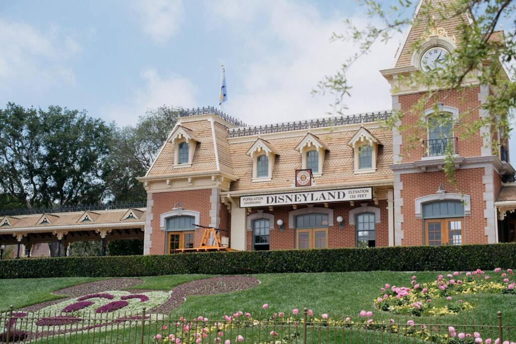 3Br Disney Vila Unit W Parking & Ev - Close To Beaches Midway City المظهر الخارجي الصورة