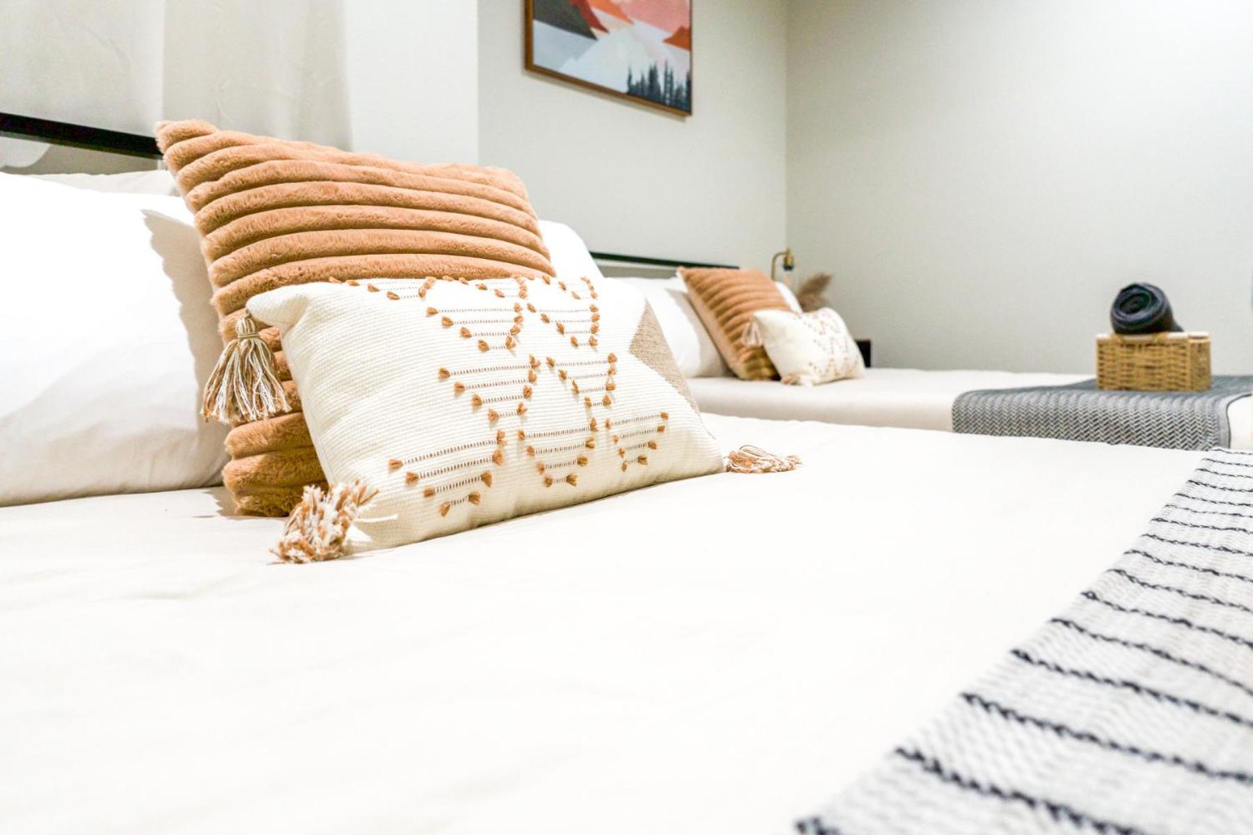 3Br Disney Vila Unit W Parking & Ev - Close To Beaches Midway City المظهر الخارجي الصورة